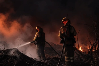 Los focos de fuego se distribuyen entre Tungurahua, Azuay, Cotopaxi y Chimborazo.