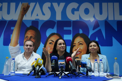 El TCE suspendió a la Revolución Ciudadana y también negó la calificación de sus candidatos a la Prefectura de Manabí.
