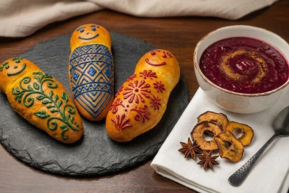 La colada morada y las guaguas de pan mantienen viva una tradición ecuatoriana
