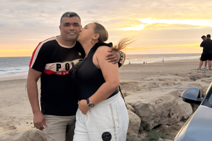 Rose Montalván organiza una rifa para apoyar la recuperación de sus padres tras el accidente.