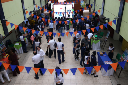 Feria de proyectos de COPOL