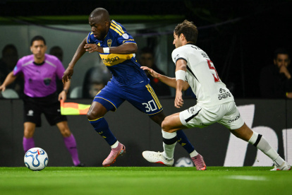 Enner Valencia espera sumar minutos en Brasil ante Vasco da Gama.