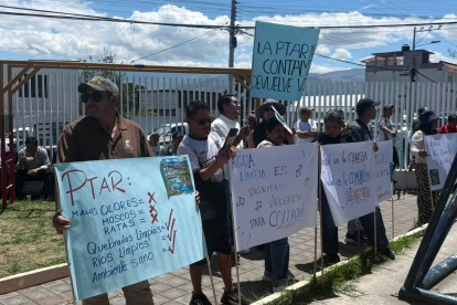 Moradores de Tumbaco participaron en la asamblea consultiva sobre la construcción de la PTAR, prevista en el sector de Churoloma.