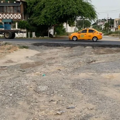 Los tramos en el balneario están deteriorados y moradores piden una intervención.