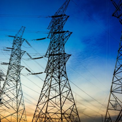 El gobierno apunta a sumar nueva generación eléctrica en 2026 para atender el aumento de la demanda.