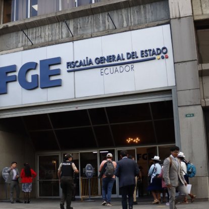 La culpabilidad no se establece con comunicados, sospechas ni titulares. Que la Fiscalía investigue, que persiga la corrupción, pero que lo pruebe.