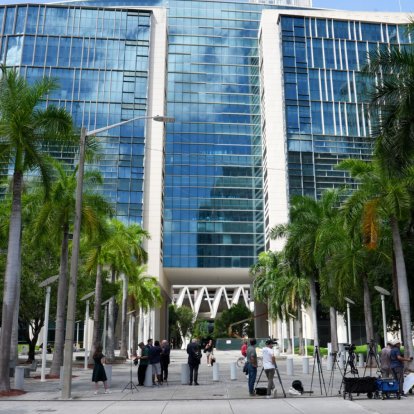 Alex Saab se declaró culpable en Miami; sentencia llegará en enero de 2027.