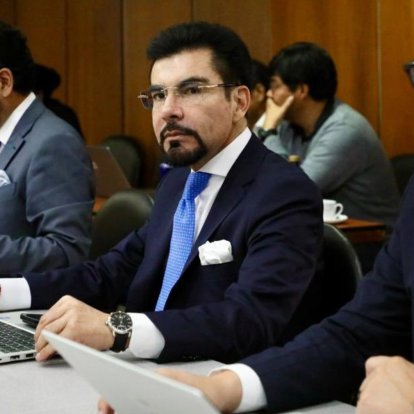 El fiscal general encargado, Carlos Alarcón, es uno de los mejores puntuados del concurso.