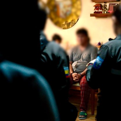 Operativo en el que fue detenido el exalcalde de Camilo Ponce Enríquez, Elías Baldor Bermeo, en julio pasado.