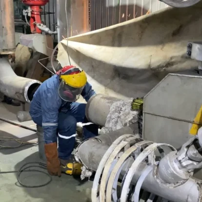 La Central Térmica Trinitaria, en Guayaquil, reincorpora generación al sistema eléctrico tras un mantenimiento mayor iniciado en agosto de 2026.