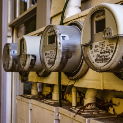 Los cortes de energía han generado reclamos en distintos sectores de Guayaquil durante los últimos días.