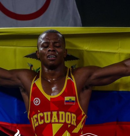 Andrés Montaño flameó la bandera de Ecuador con el oro en lucha, en los Juegos Suramericanos Santa Fe 2026