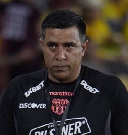 César Farías enciende la ilusión amarilla: Barcelona piensa en la Libertadores.