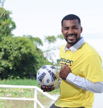 Vestir la camiseta de Ecuador fue, según sus palabras, “el corbatín de cualquier traje”.