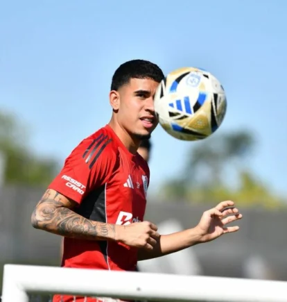 Kendry Páez solo anotó un gol mientras jugó con River Plate.