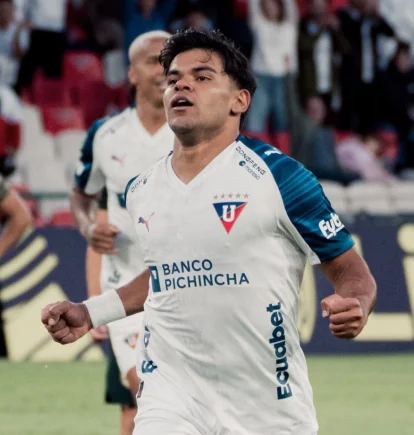 Redes anotó uno de los goles para Liga de Quito en la victoria ante Orense.