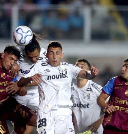 El equipo ambateño cerrará la serie contra Santos este 20 de agosto como local en el estadio Bellavista de Ambato