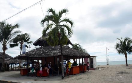 Las playas de Esmeraldas confían en la reactivación por el feriado.