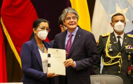 El presidente de Ecuador, Guillermo Lasso, y la presidenta de la Asamblea Nacional, Guadalupe Llori (i), en una fotografía de archivo.