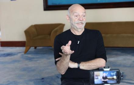 ENTREVISTA CON MARTÍN CAPARRÓS