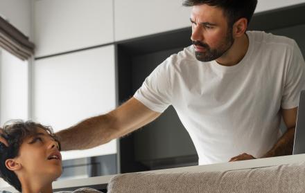 El peligro de la sobreprotección: Cómo afecta la autonomía de tus hijos