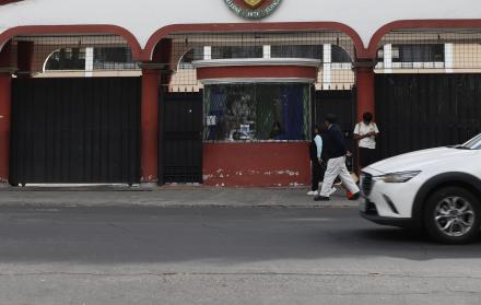 Colegio Quito arma