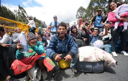 MIGRANTES VENEZOLANOS EN EL PUENTE DE RUMICHACA