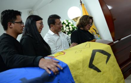 VELORIO EDISON COSIOS