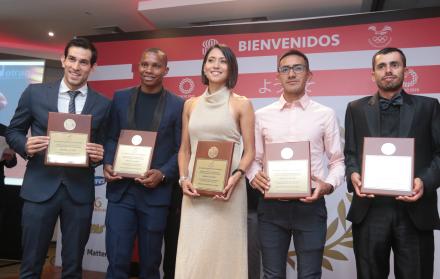 PREMIOS COE A LOS MEJ (30887019)