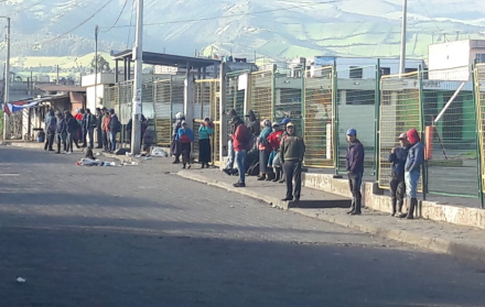 indigenas buscando trabajo