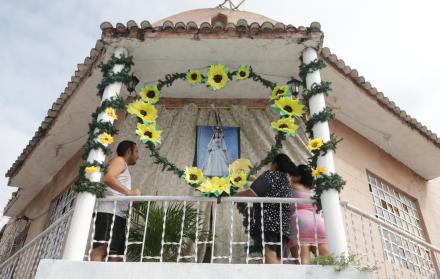 MES DE LA VIRGEN (31661248)