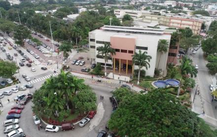 Universidad Guayaquil