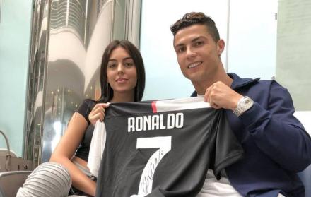 Georgina-Cristiano-Ronaldo-hilo