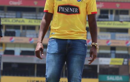 Sin haber debutado si quiera con la camiseta del Ídolo del Astillero, Jhon Cifuentes se ausentó en los entrenamientos del club a las órdenes del entrenador Tabaré Silva