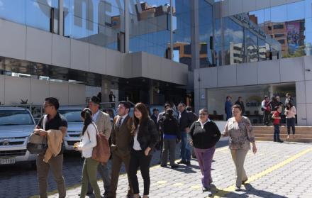 El monto que acepte entregar el ministerio de Economía y Finanzas determinará cuántos despedidos se reincorporan.
