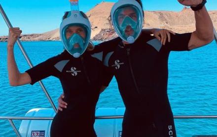 Vanessa Lorenzo y Carles Puyol se encuentran en Galápagos.