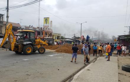 Los agricultores, que protestan por las medidas económicas del presidente Lenín Moreno, sobre todo por la eliminación del subsidio a las gasolinas diesel y extra.