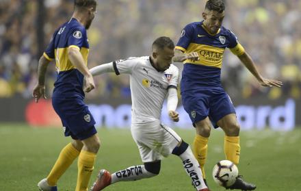 Encuentro entre Liga de Quito y Boca Juniors. 