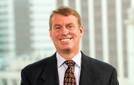 El pasado jueves, la agencia calificadora de riesgos, Fitch, una de las tres más importantes del mundo, bajó la perspectiva de la deuda ecuatoriana de B- estable a B- negativa. 