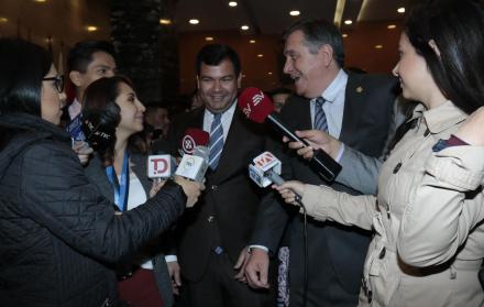 Resoluciones. El debate político se centró ayer en el CAL. El presidente César Litardo, Patricio Donoso y otros miembros informaron sobre lo tratado.