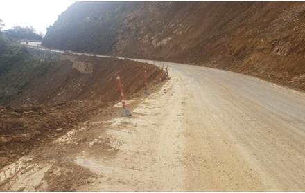 Así quedó la vía luego del deslizamiento y su posterior limpieza.