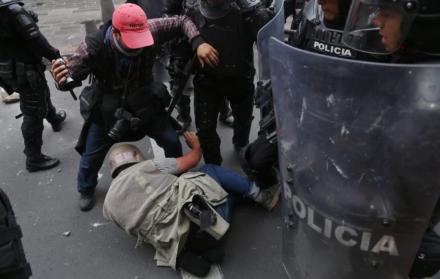 Acto. La prensa en el paro fue agredida tanto por policías y manifestantes