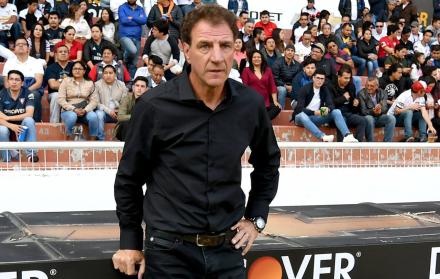 Dillon, con el Ciclón, sumó 9 triunfos, 7 empates y 14 derrotas.