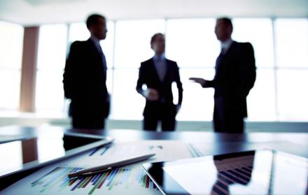 Para obtener los resultados, Deloitte encuestó a 94 empresas, distribuidas en un 31 % para el sector de servicios, 30 % para el comercial, 28 % el industrial y 10 % el Financiero.