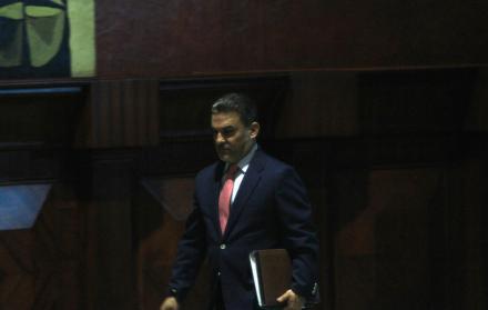 El exasesor del exministro del Interior y actual asambleísta oficializó la denuncia este lunes 11 de marzo.