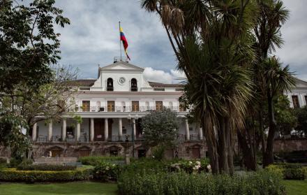 En el actual gabinete ministerial no hay personajes vinculados directamente con el expresidente Rafael Correa.