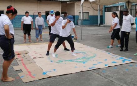 Actividades recreativas están ayudando al bienestar de personas con discapacidad.