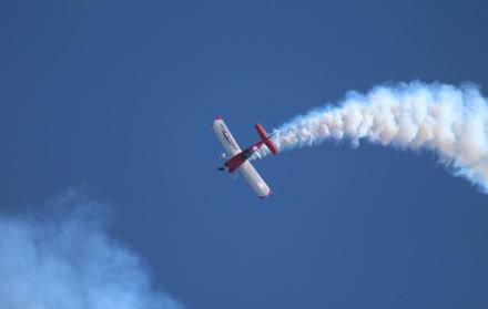 Imagen referencial. La aeronave se estrelló contra le suelo al perder vuelo.