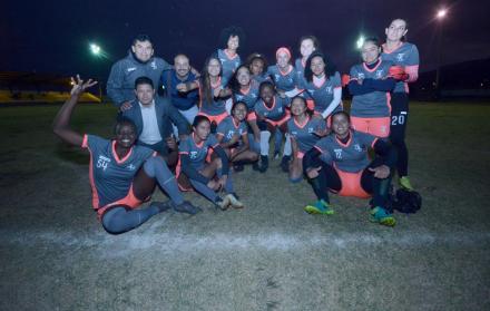 Unión. Un ambiente familiar se observa en Ñañas. Las jugadoras están comprometidas con la visión del club.