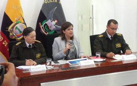 María Paula Romo, ministra de Gobierno, informó que al momento se está levantando información sobre el caso.